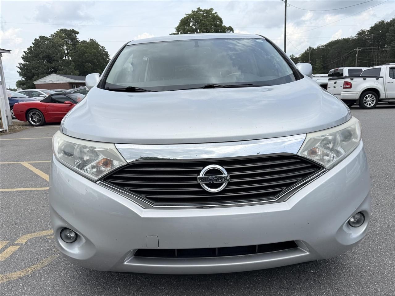 Nissan Quest  2015
