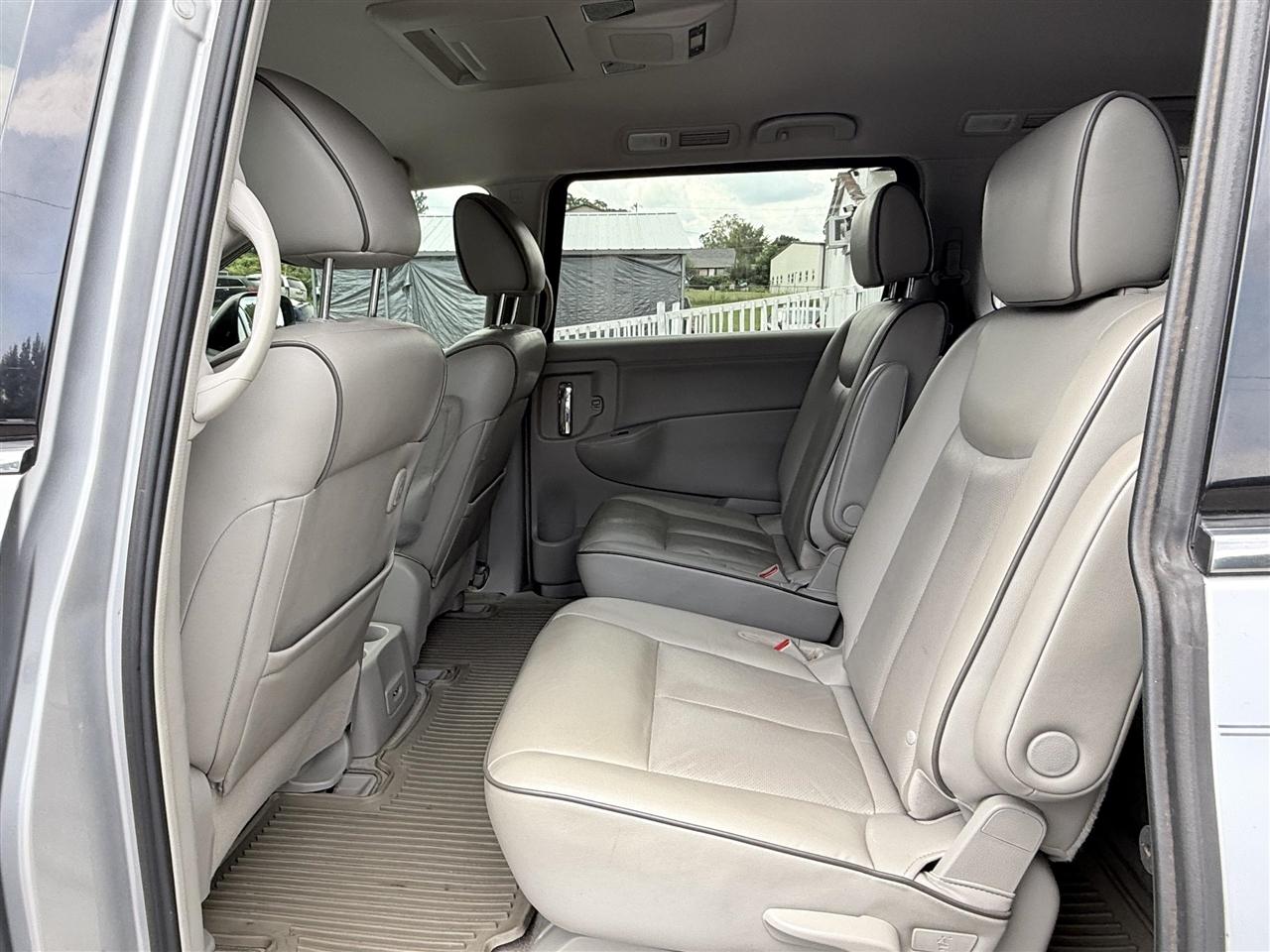 Nissan Quest  2015