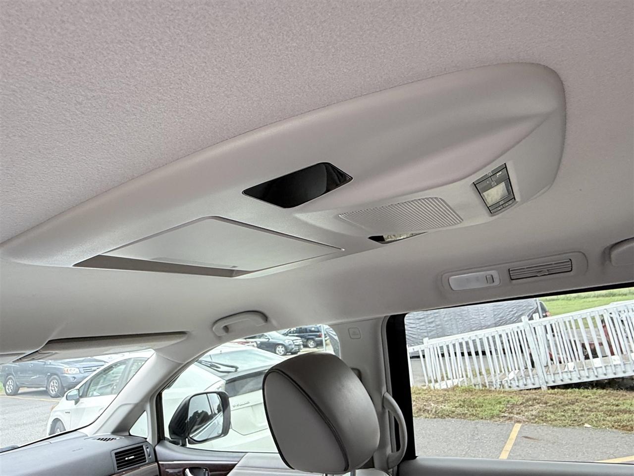 Nissan Quest  2015