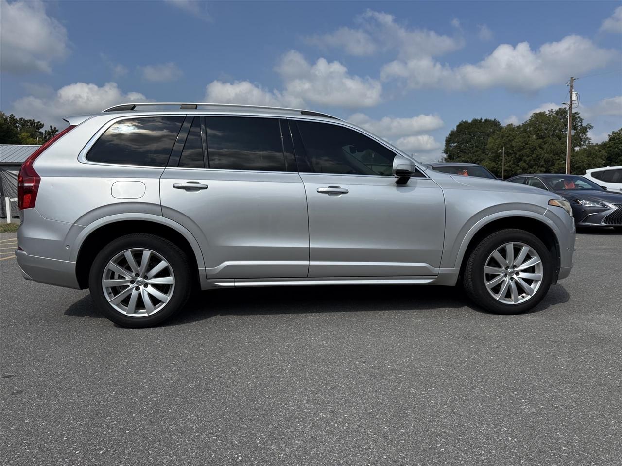 Volvo XC90  2017