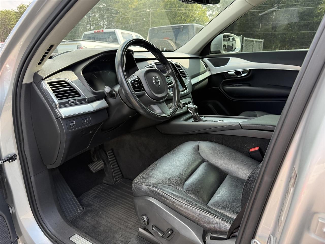Volvo XC90  2017