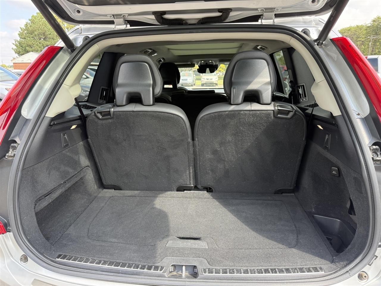 Volvo XC90  2017