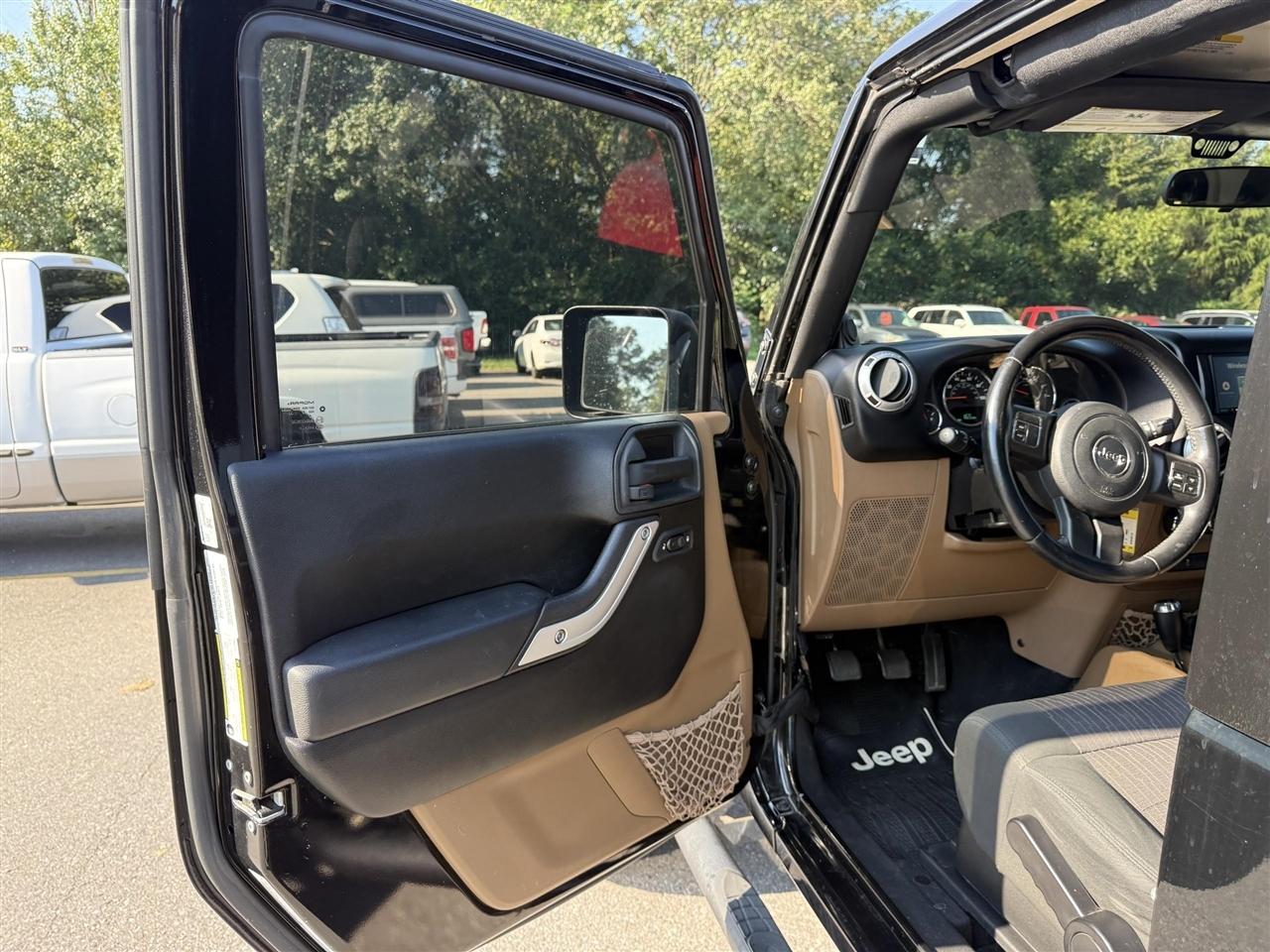 Jeep Wrangler  2012