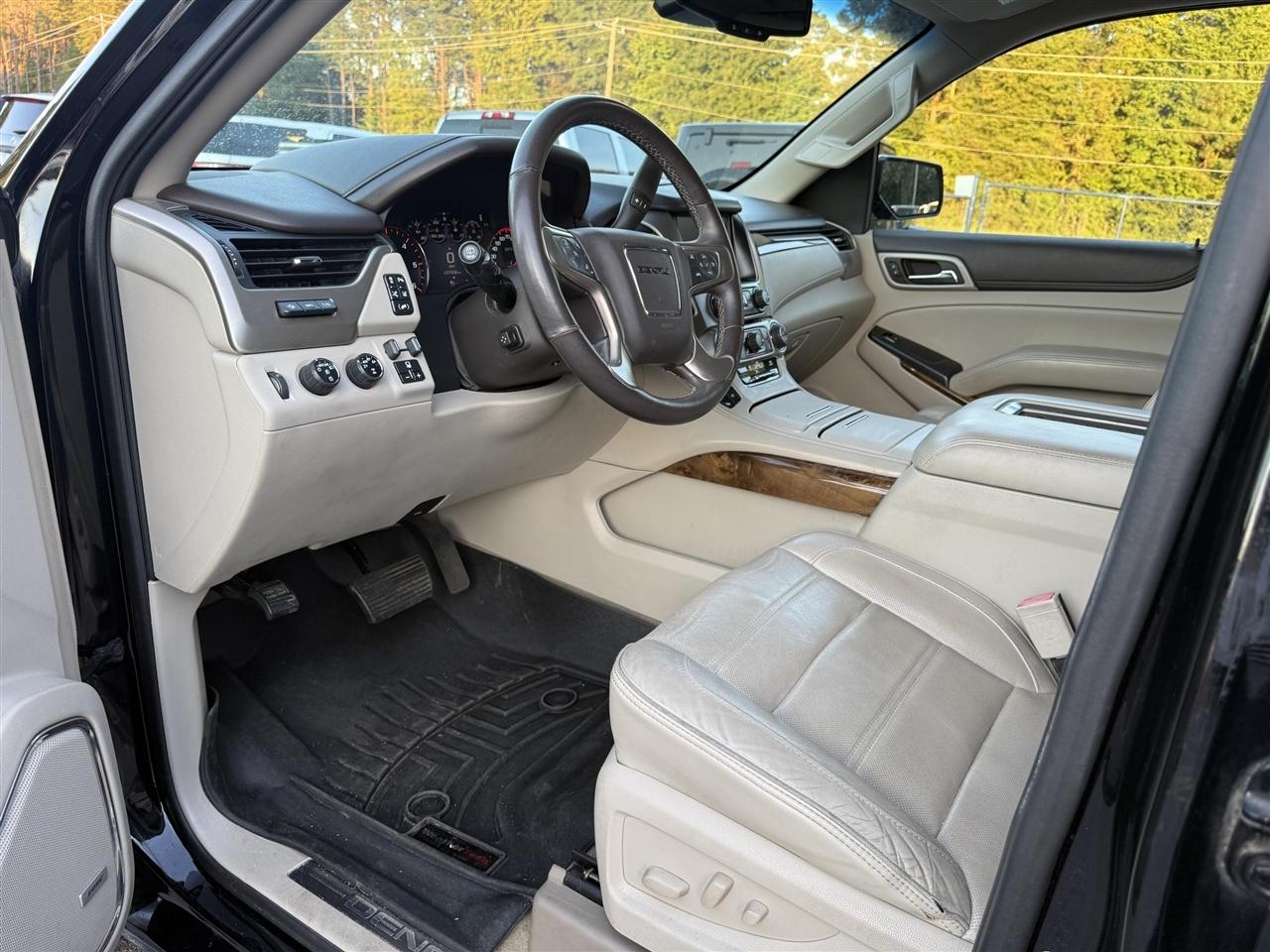 GMC Yukon Denali  2015