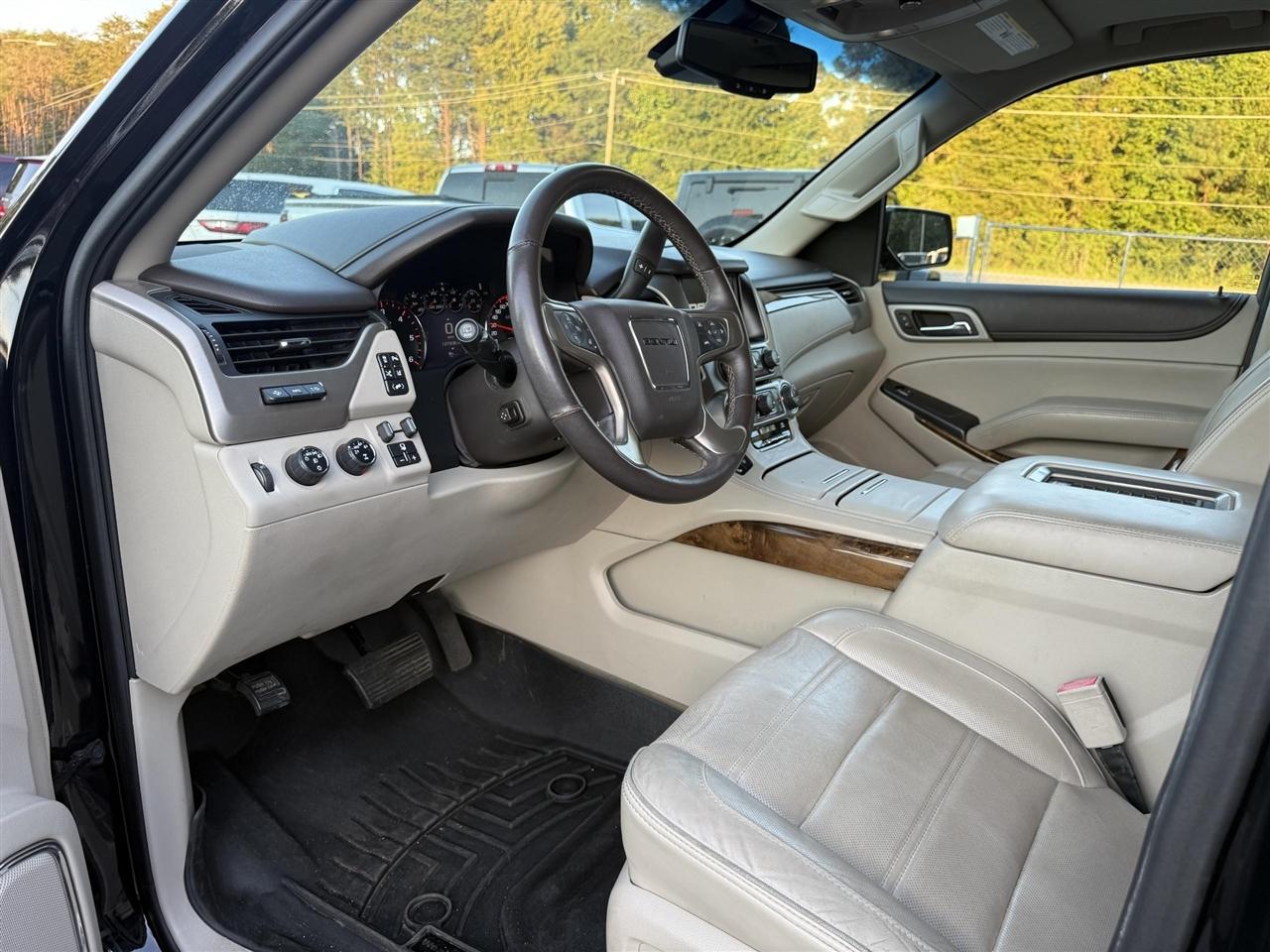 GMC Yukon Denali  2015