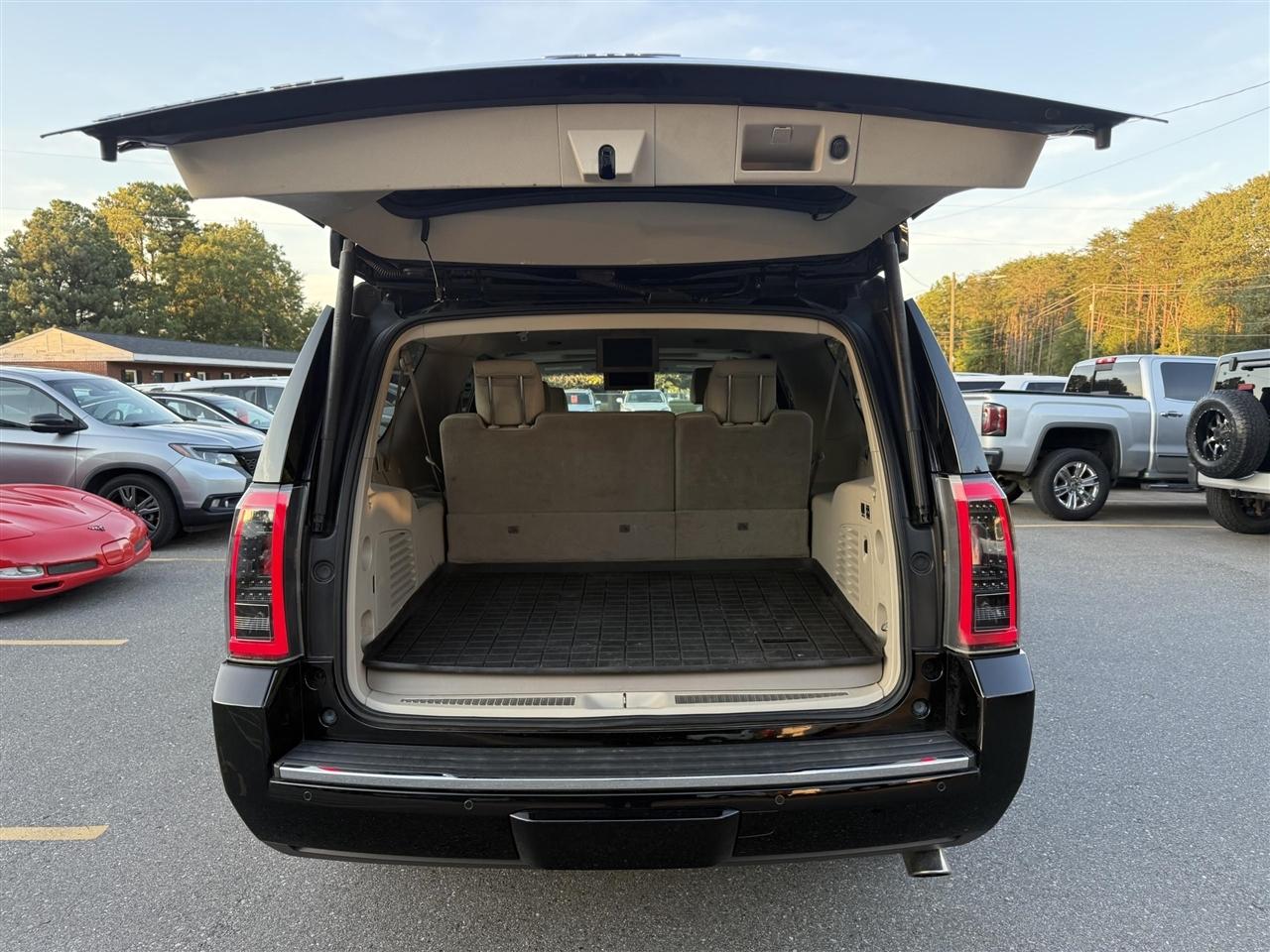 GMC Yukon Denali  2015