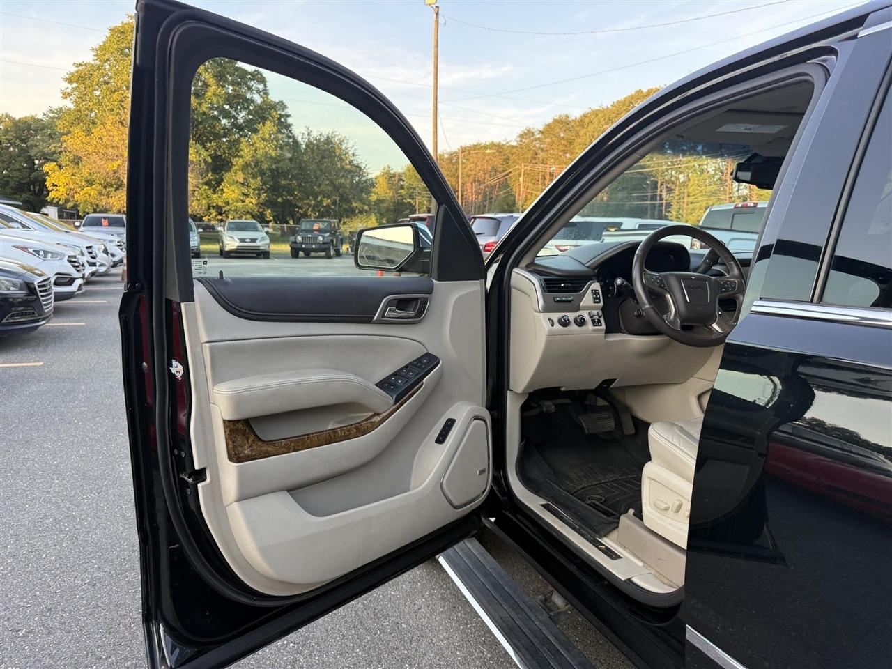 GMC Yukon Denali  2015