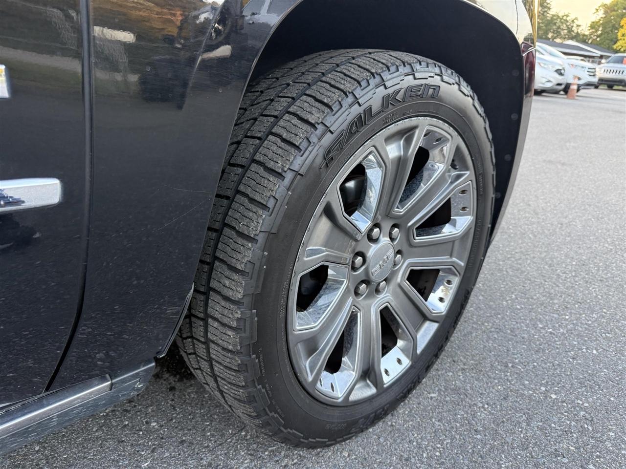 GMC Yukon Denali  2015
