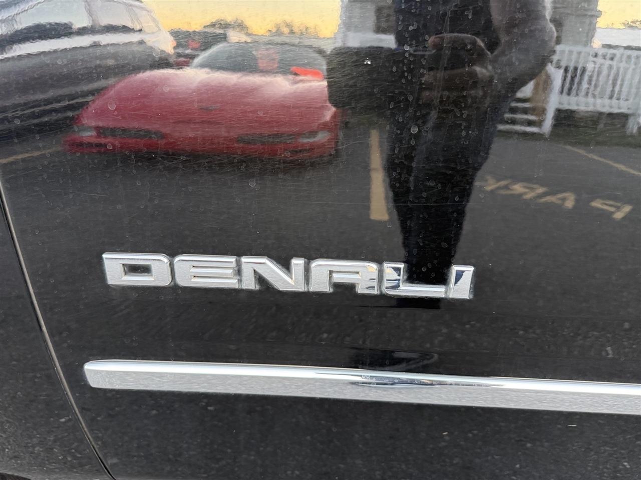 GMC Yukon Denali  2015