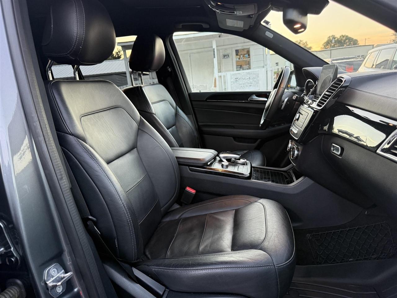 Mercedes-Benz GLS-Class  2019