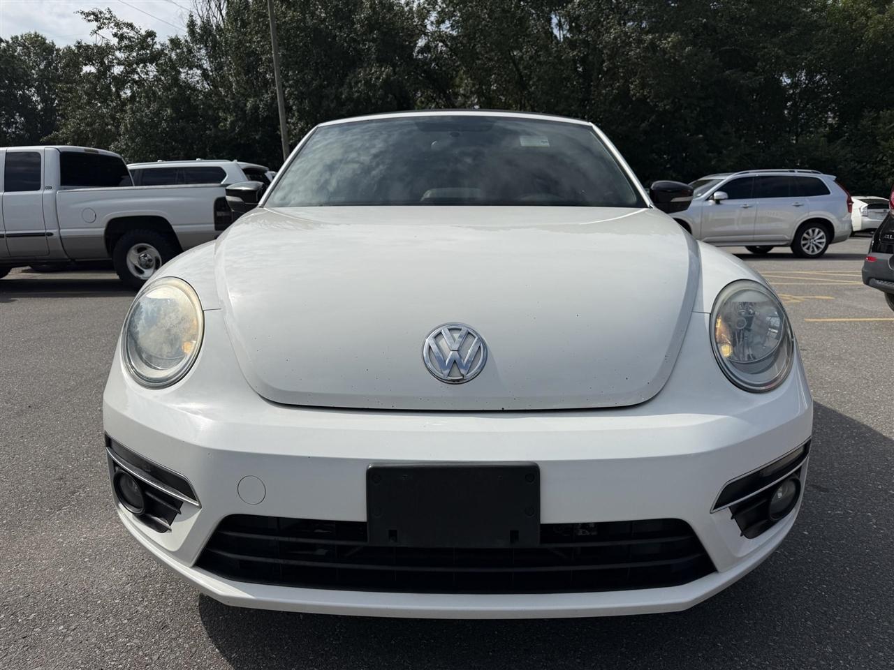 Volkswagen Beetle  2013
