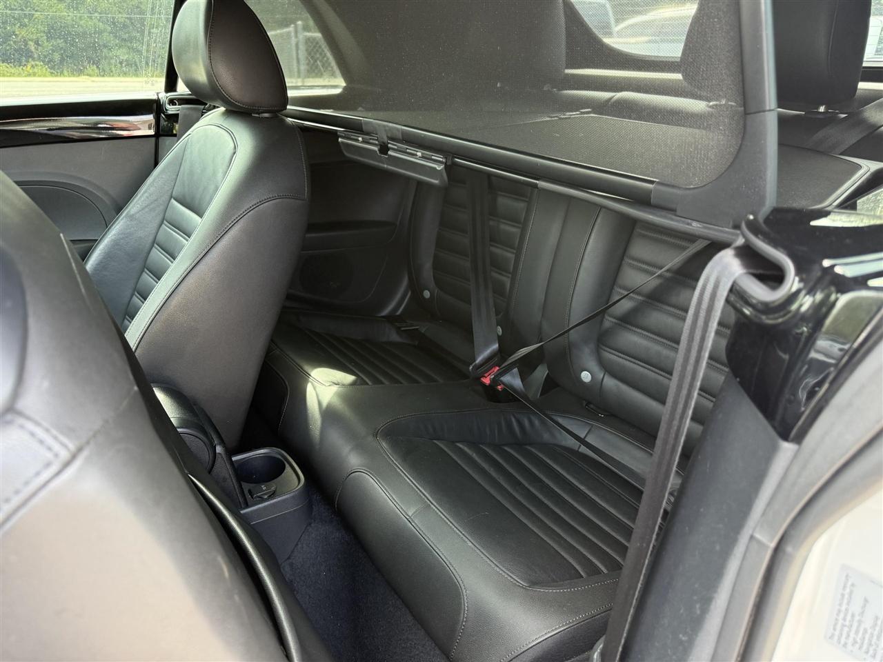 Volkswagen Beetle  2013
