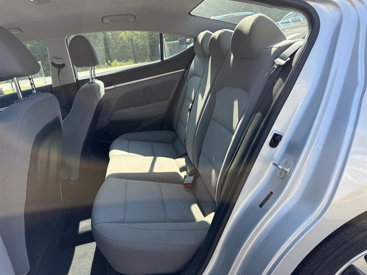 Hyundai Elantra  2020