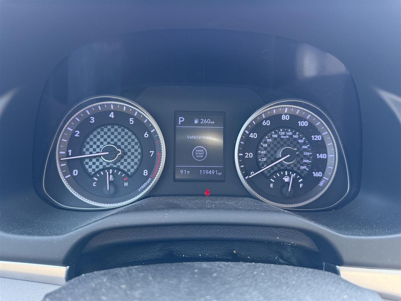 Hyundai Elantra  2020