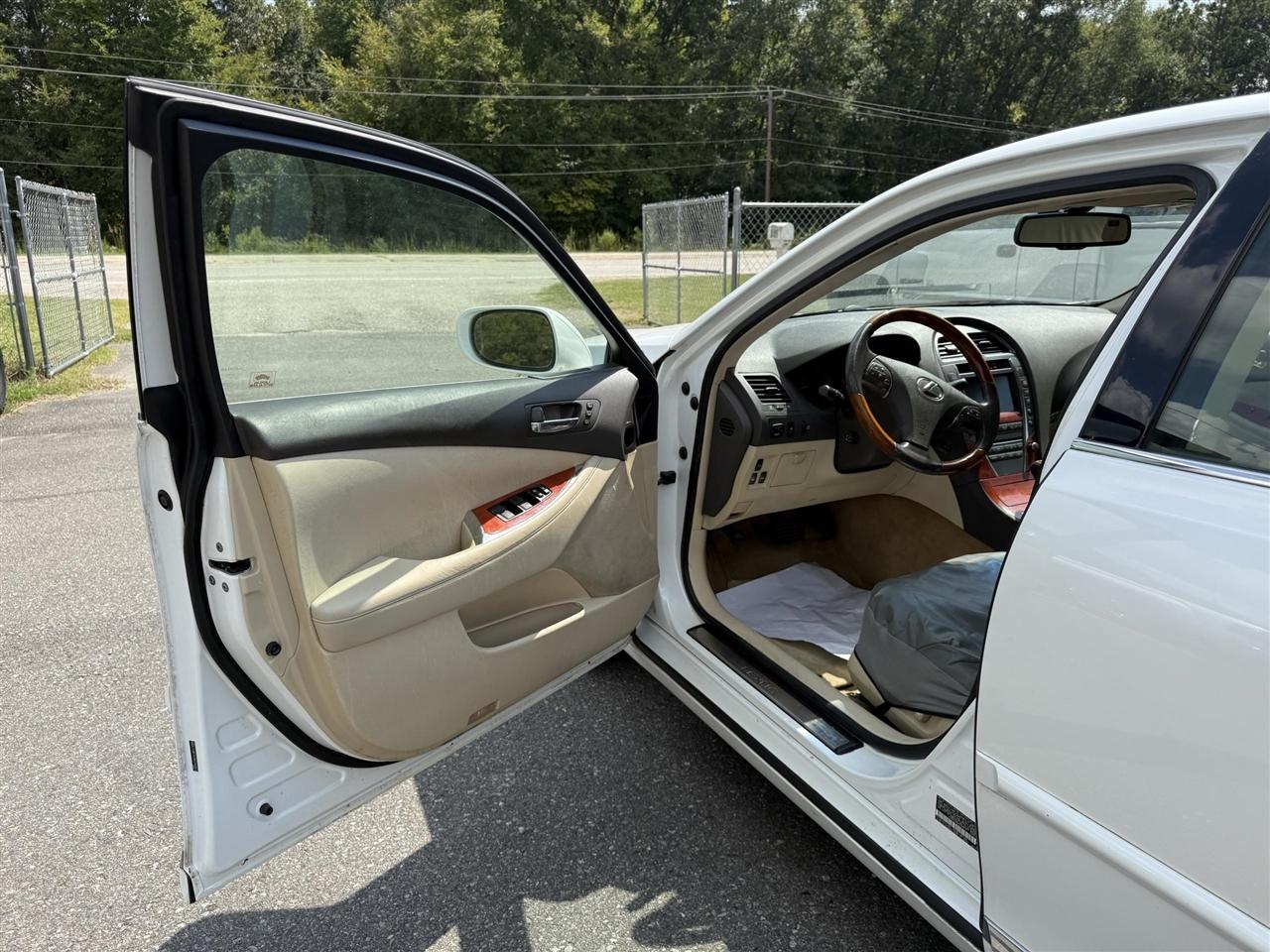 Lexus ES 350  2010