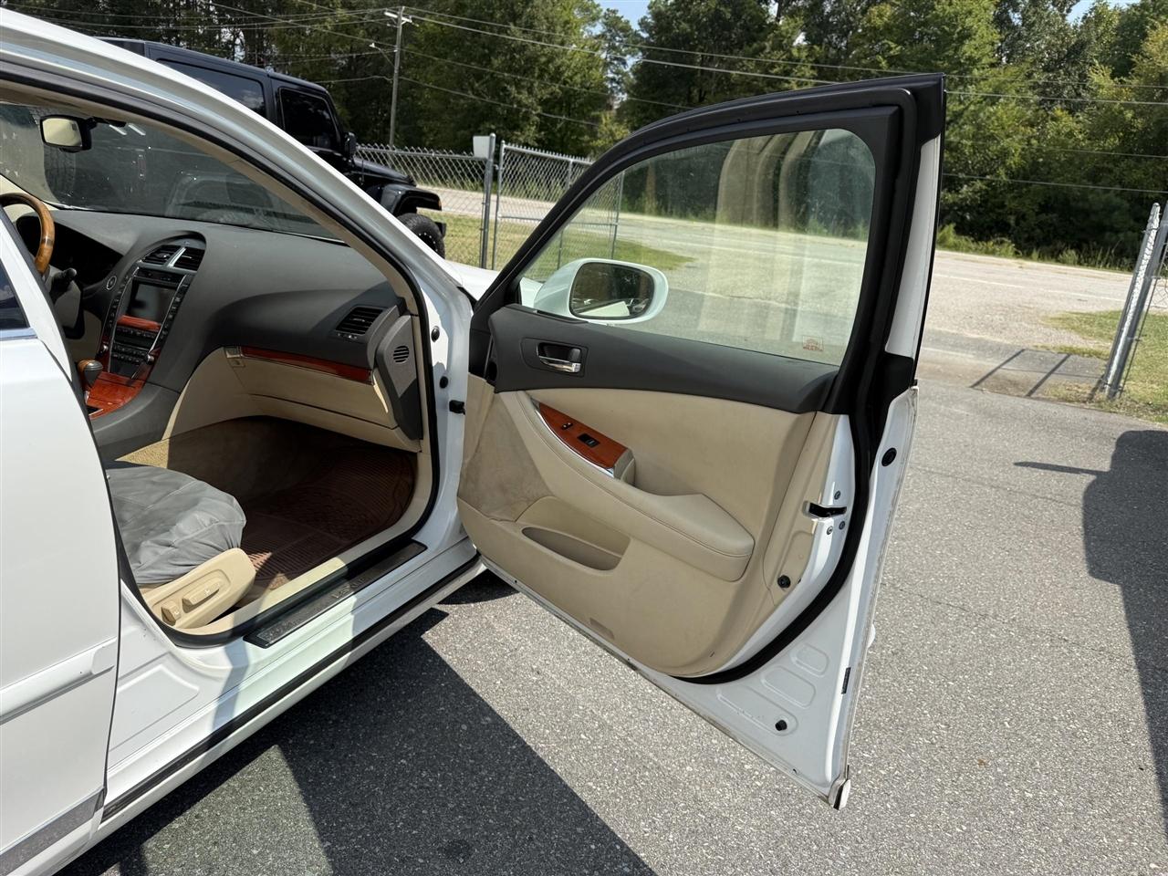 Lexus ES 350  2010