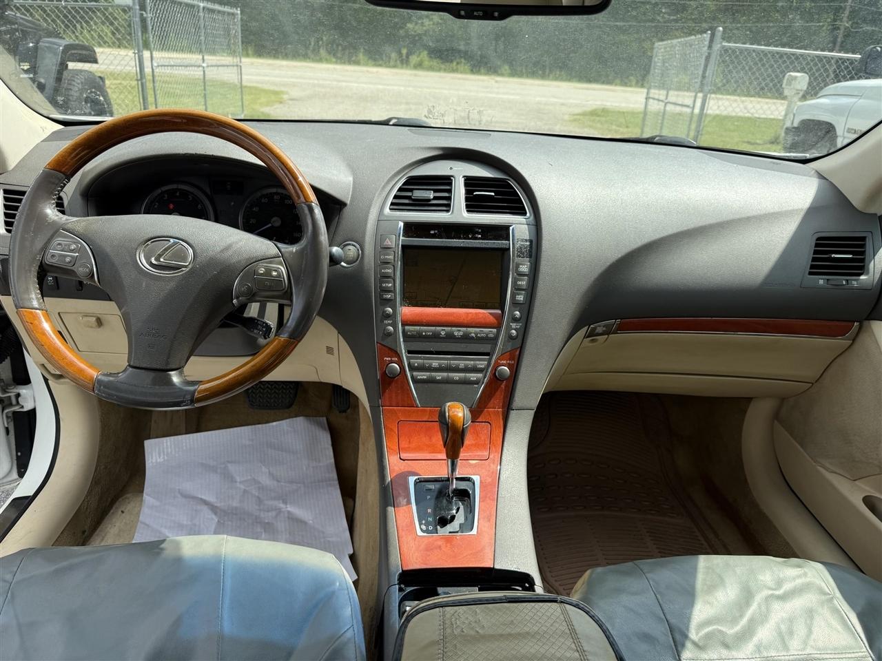 Lexus ES 350  2010