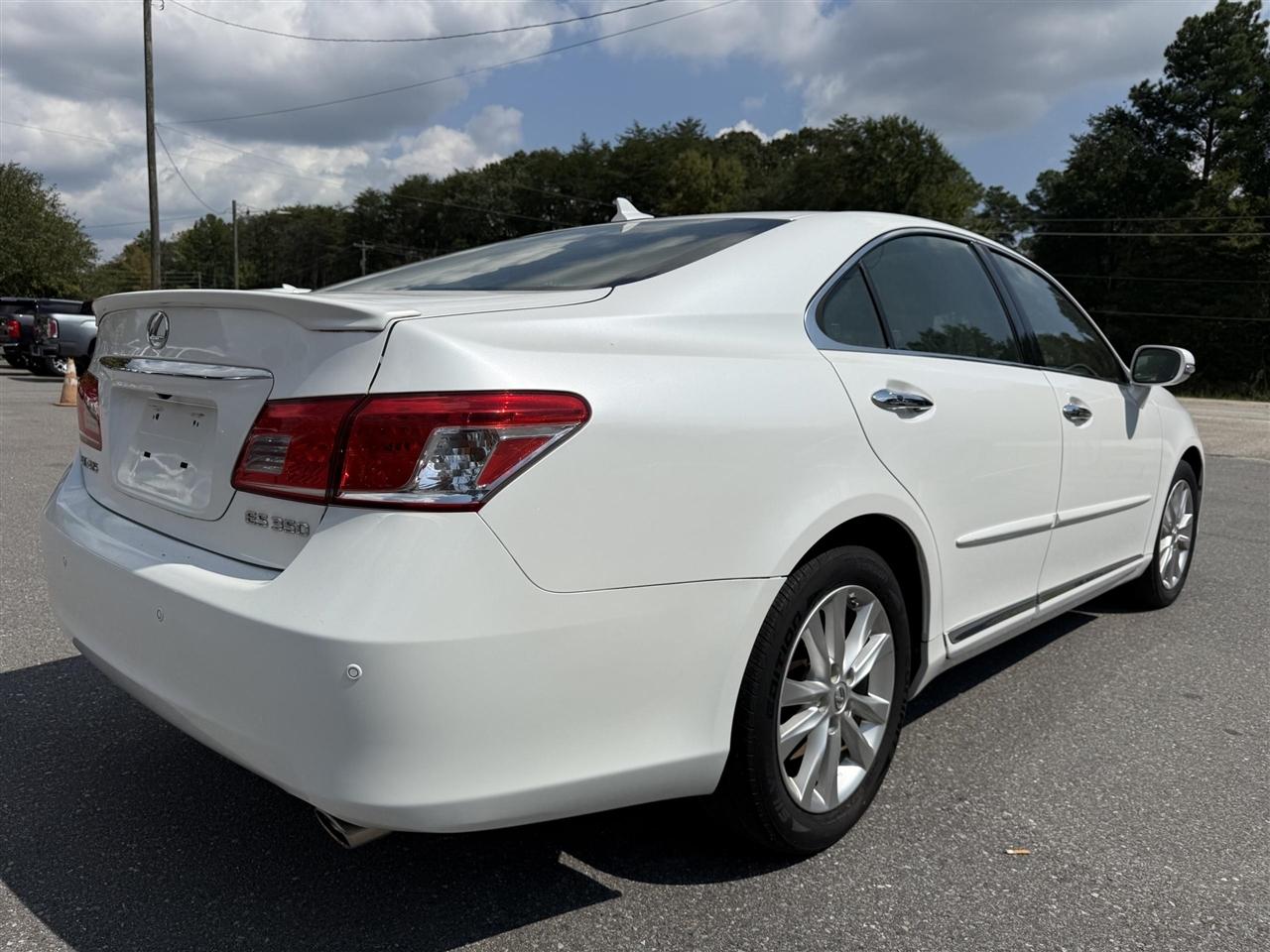 Lexus ES 350  2010