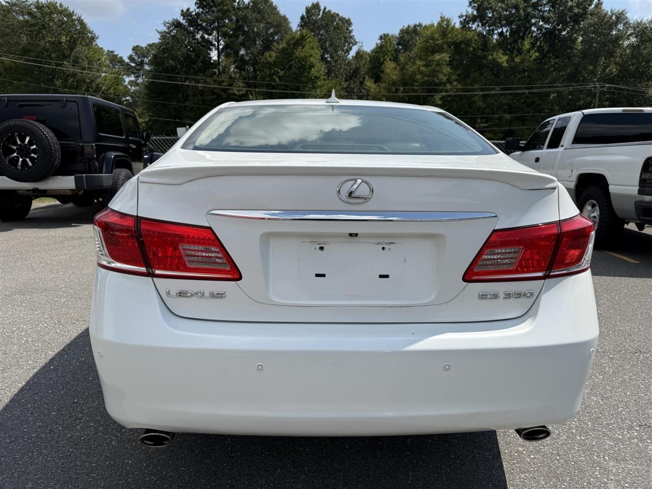 Lexus ES 350  2010