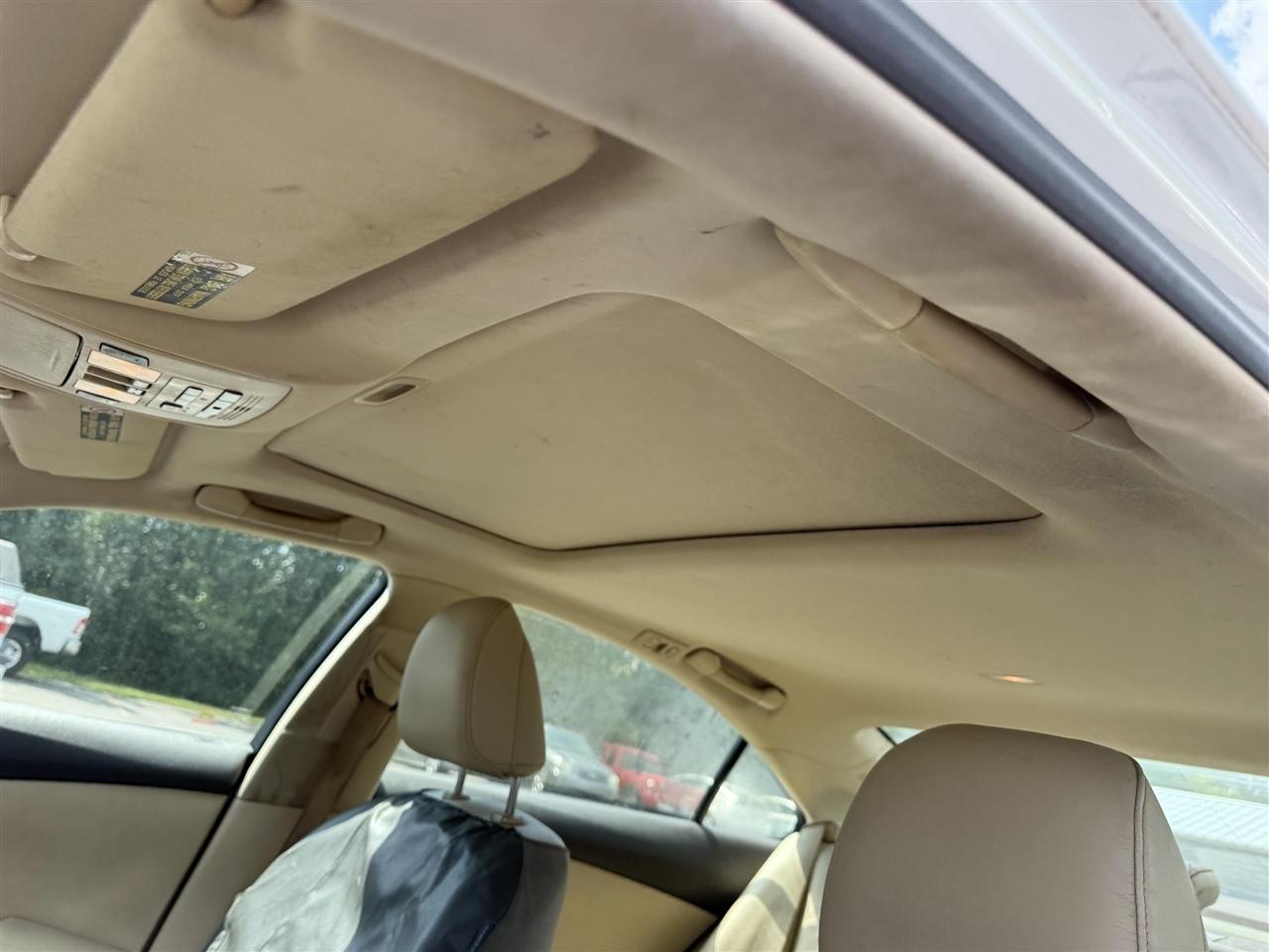Lexus ES 350  2010
