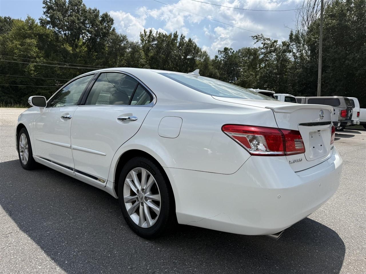 Lexus ES 350  2010