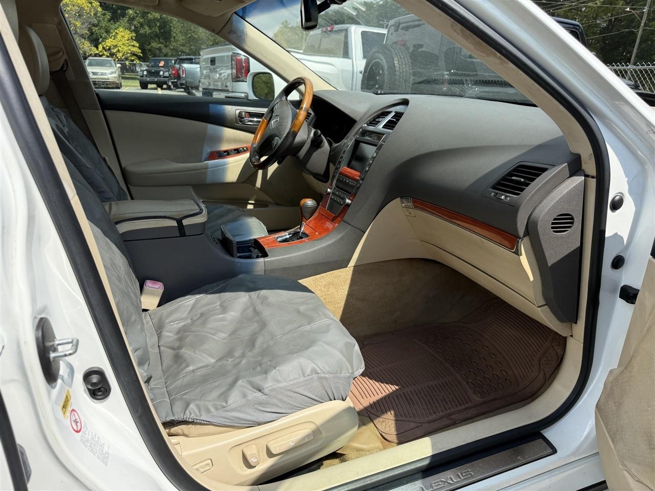 Lexus ES 350  2010