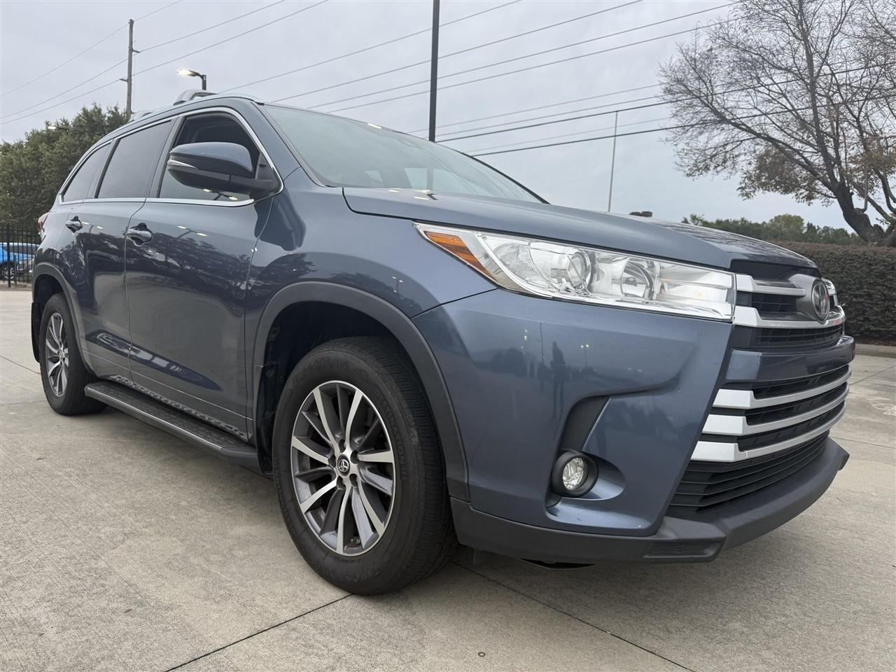 Toyota Highlander  2017