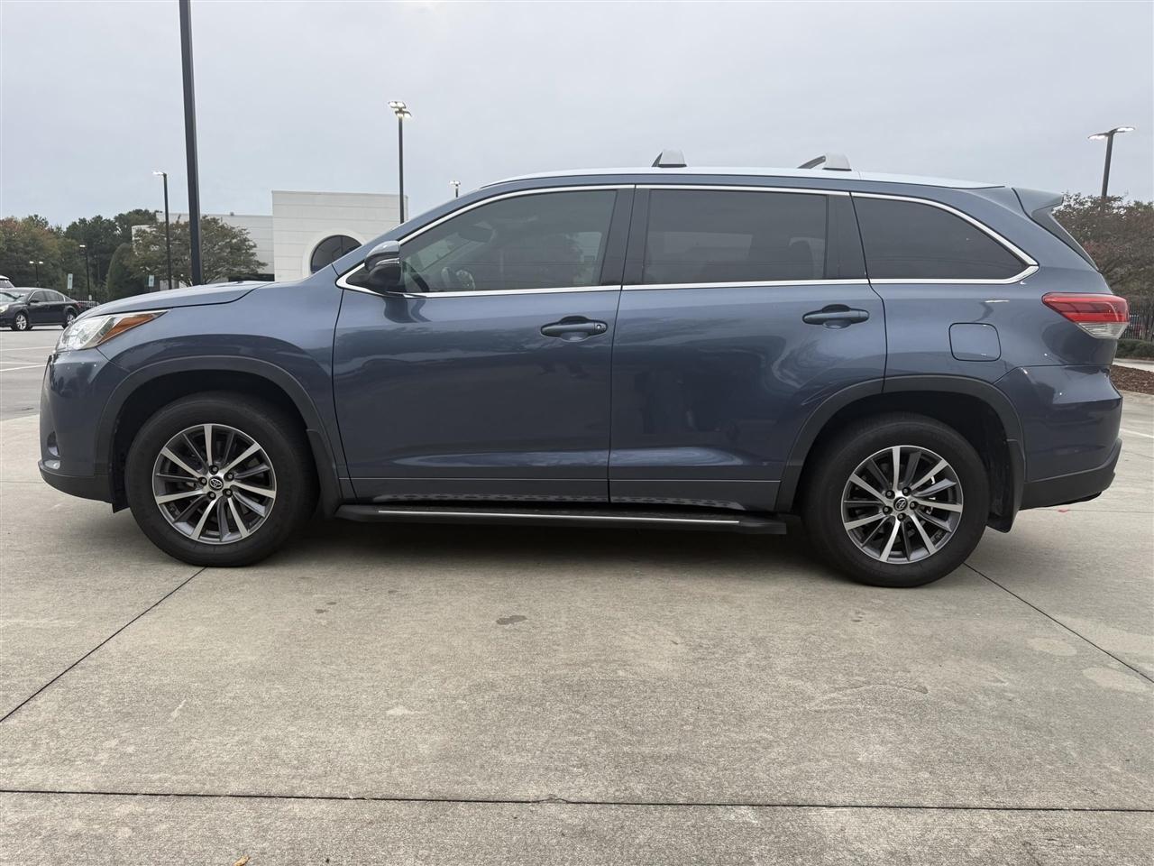 Toyota Highlander  2017