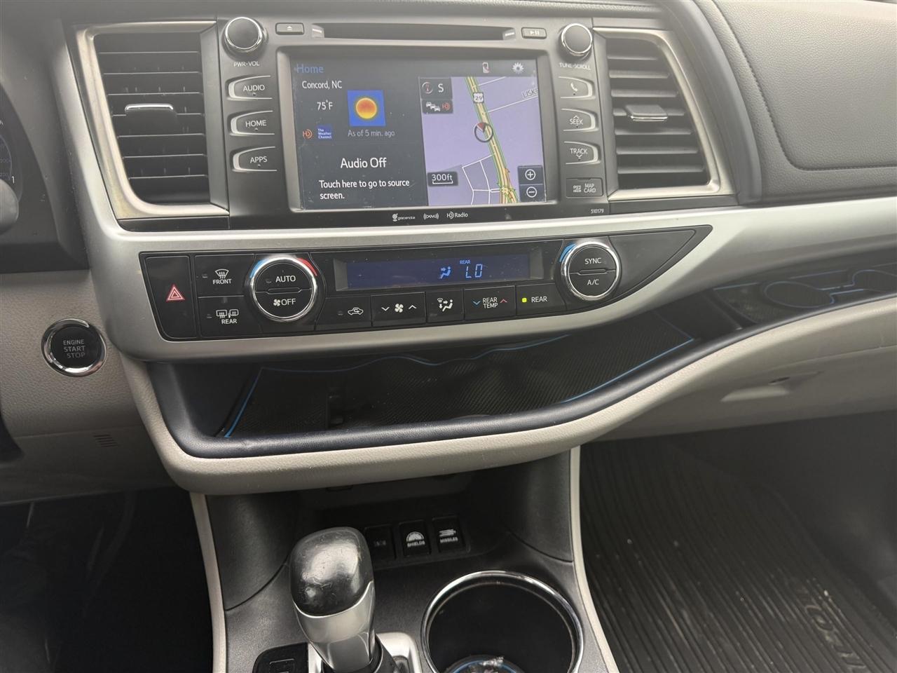 Toyota Highlander  2017