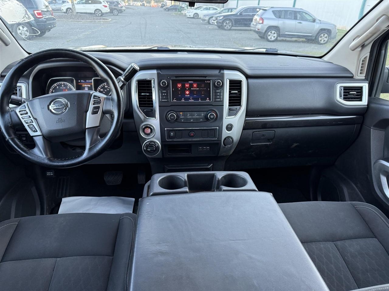 Nissan Titan  2019