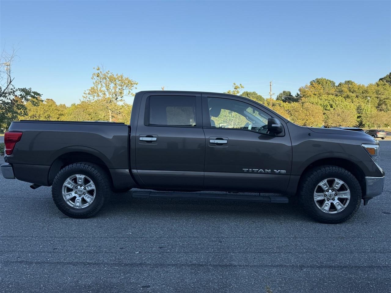 Nissan Titan  2019