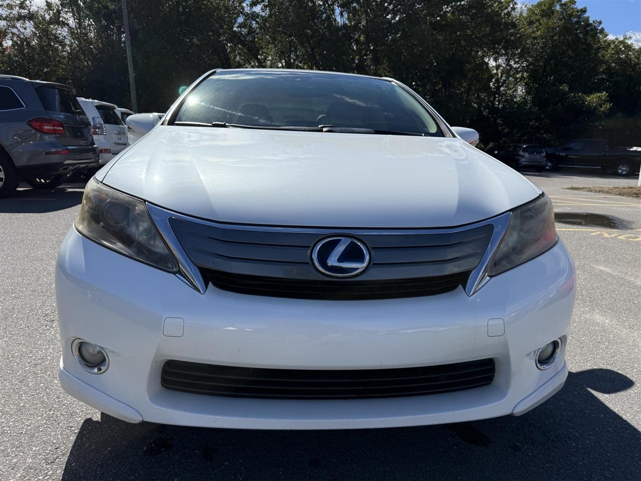 Lexus HS 250h  2010