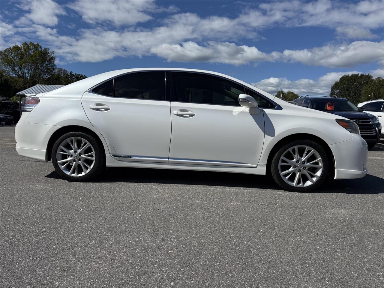 Lexus HS 250h  2010
