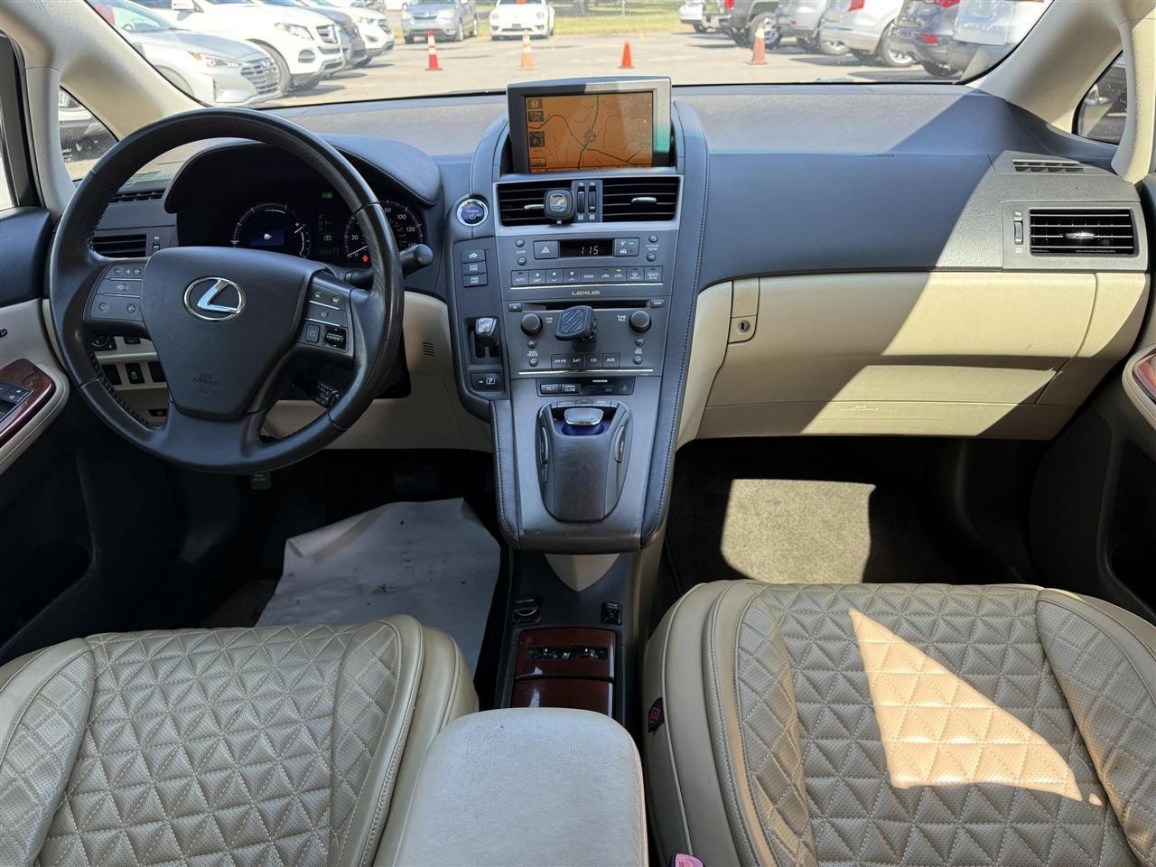 Lexus HS 250h  2010