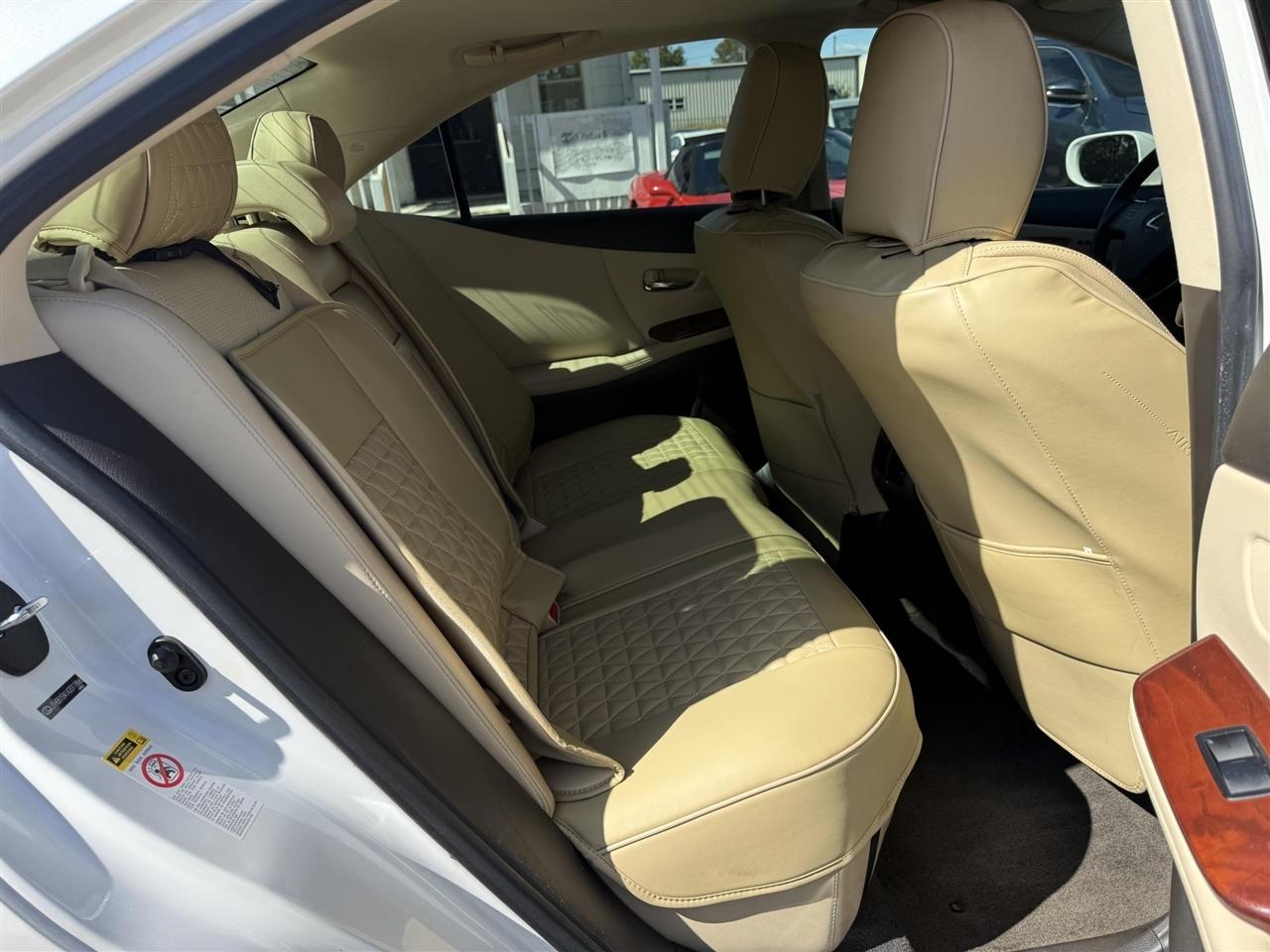 Lexus HS 250h  2010