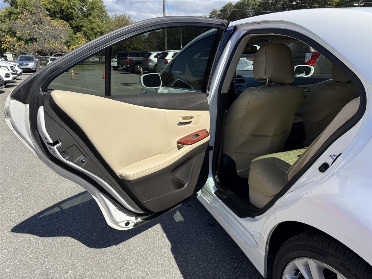 Lexus HS 250h  2010