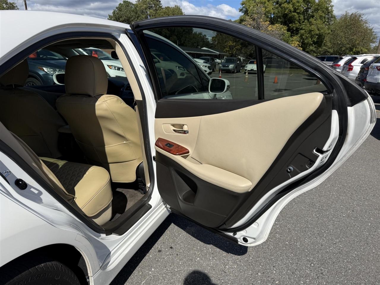 Lexus HS 250h  2010