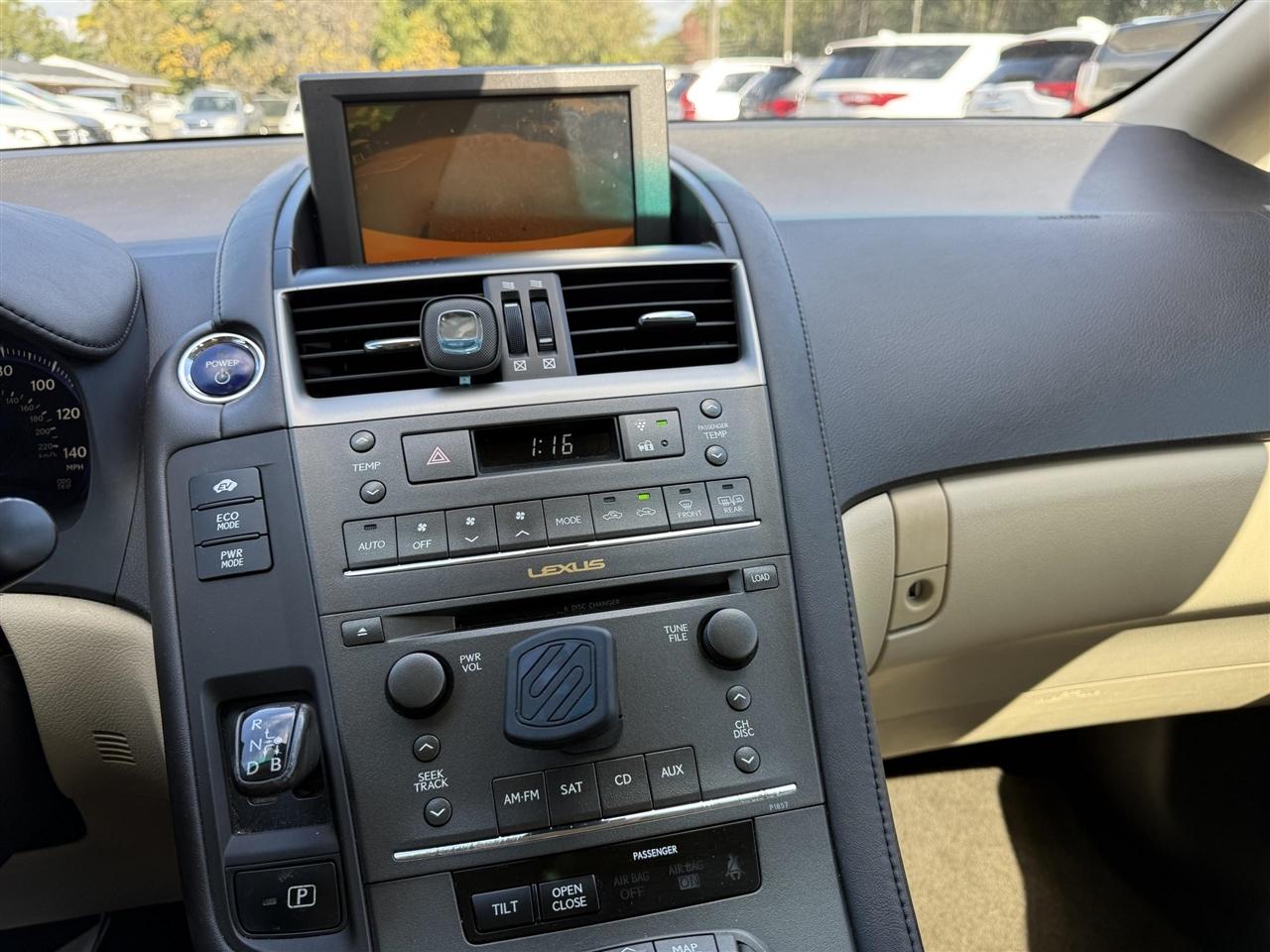 Lexus HS 250h  2010