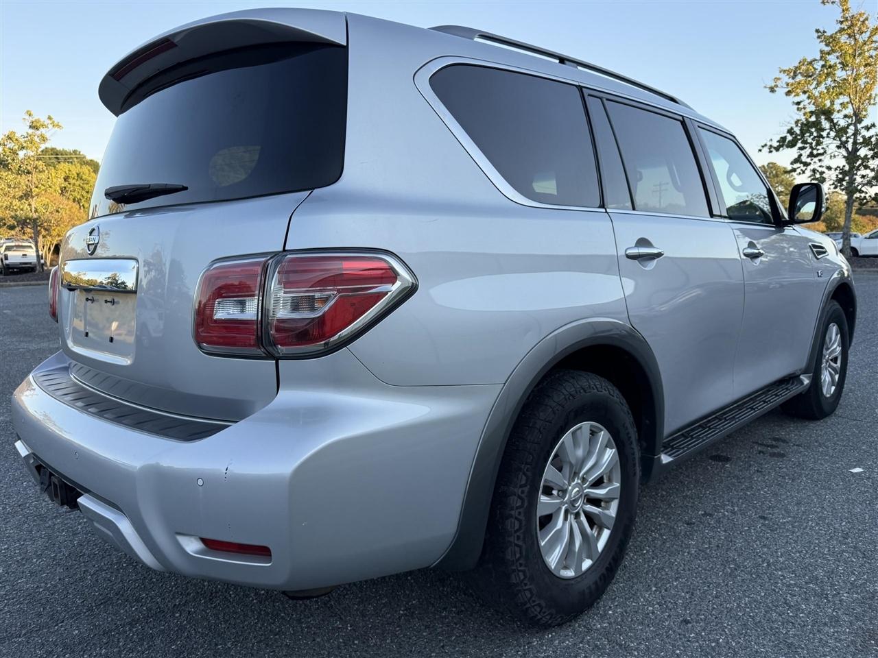 Nissan Armada  2017