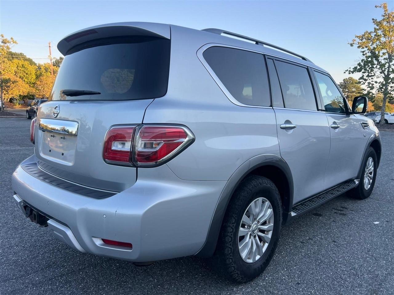Nissan Armada  2017