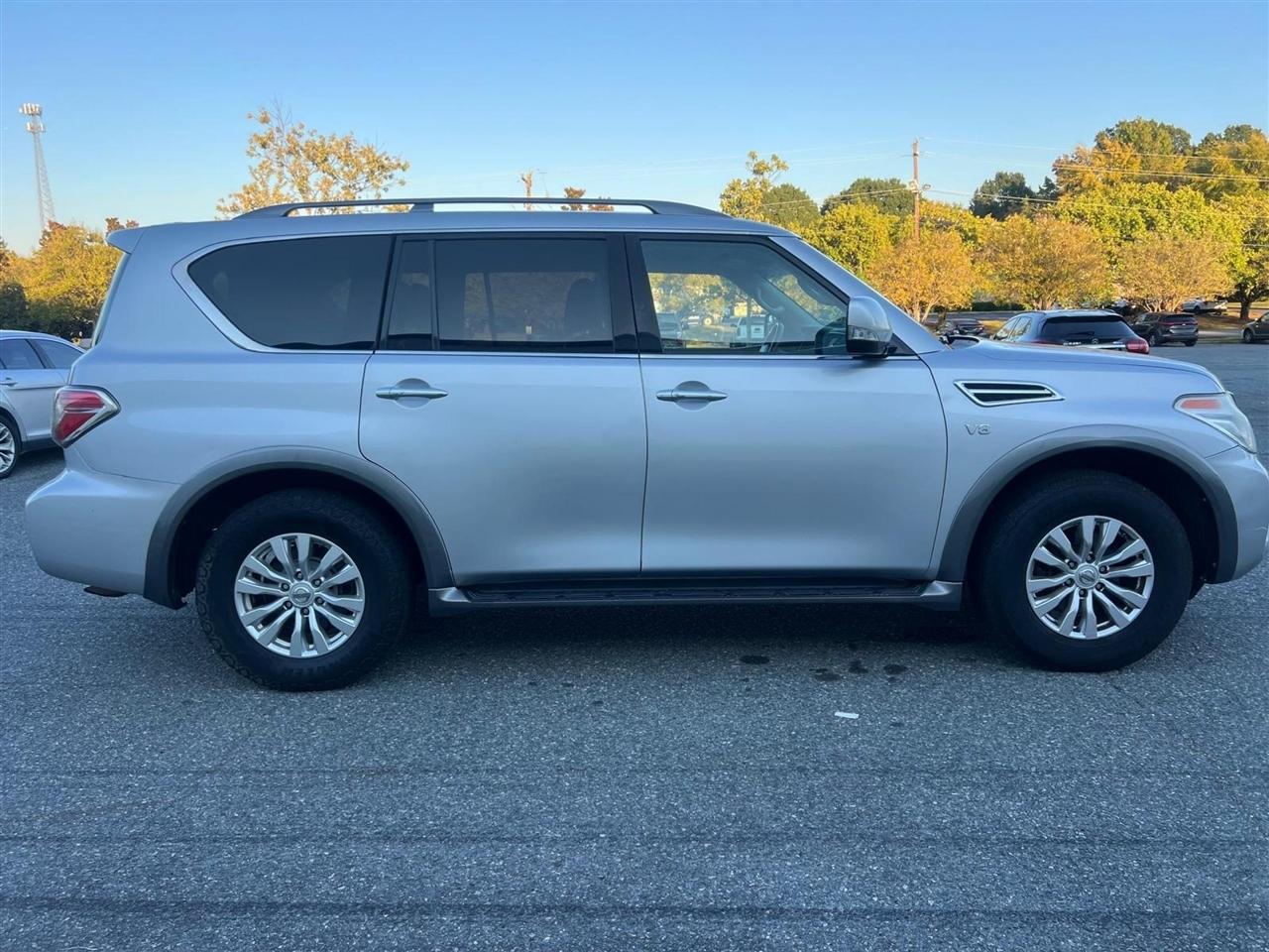 Nissan Armada  2017