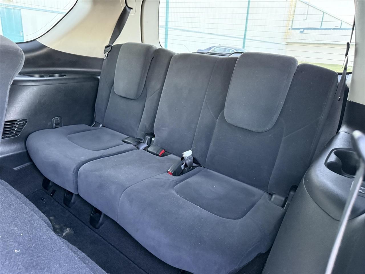 Nissan Armada  2017