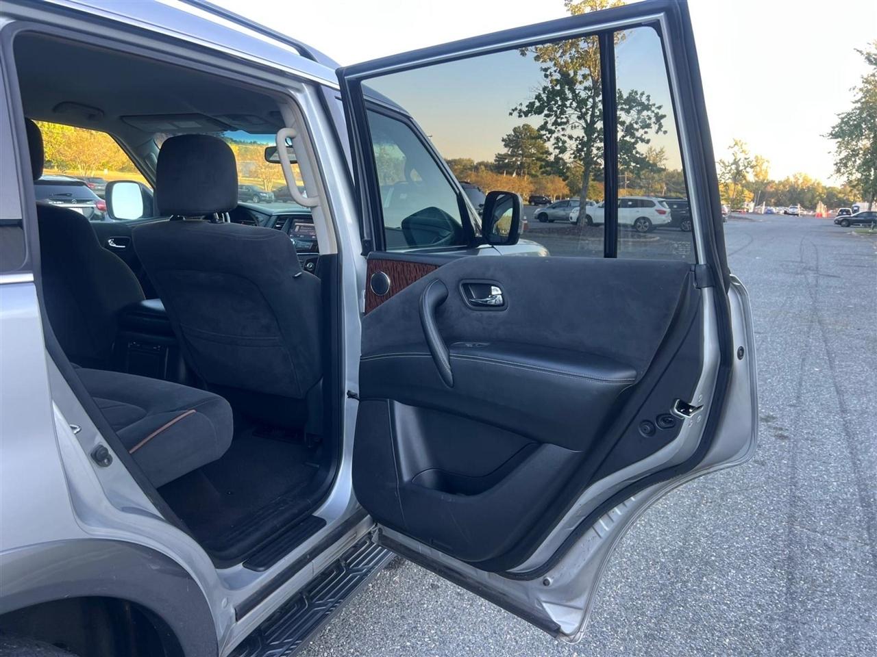 Nissan Armada  2017