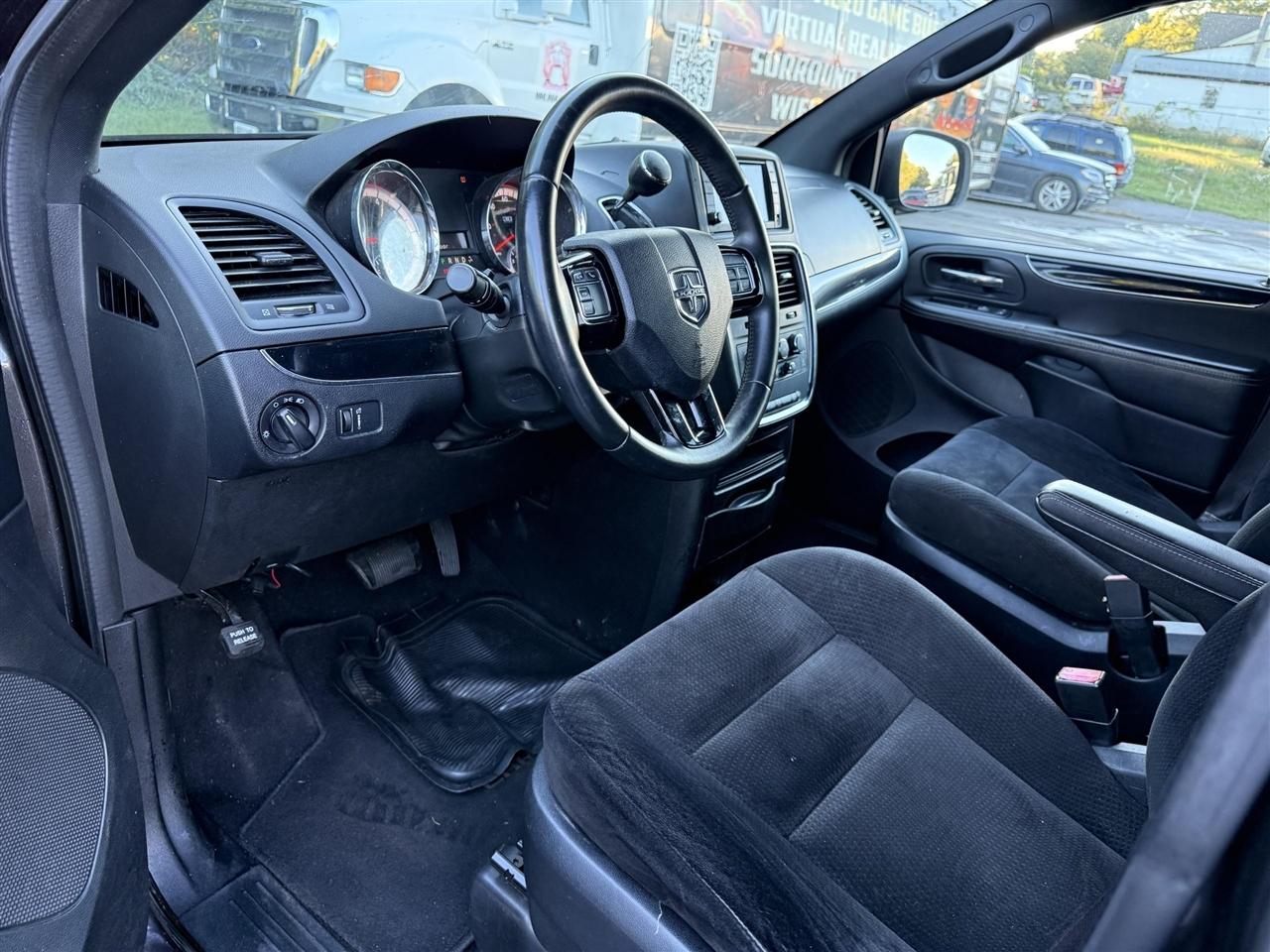 Dodge Grand Caravan  2014