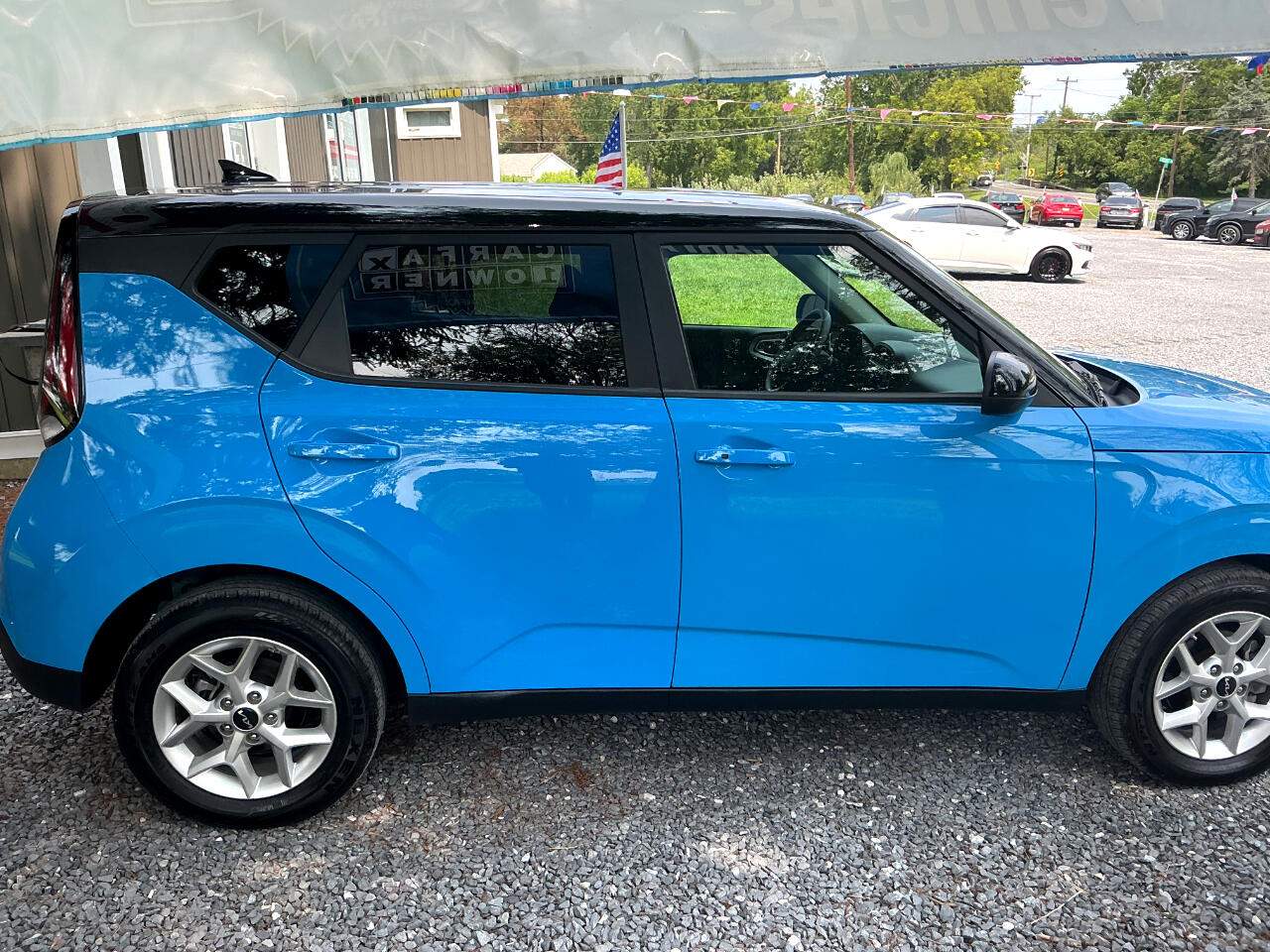 2025 Kia Soul S photo 3