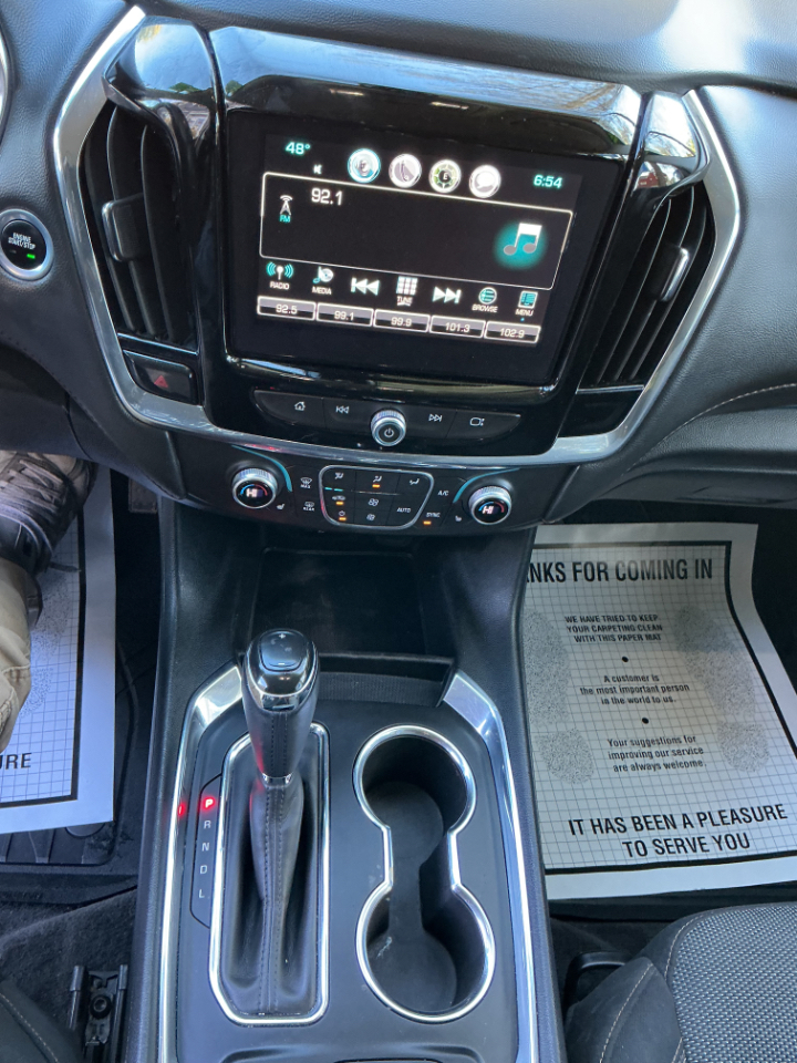 Chevrolet Traverse AWD 4dr LT Cloth w/1LT 2018 Chevrolet Traverse AWD 4dr LT Cloth w/1LT 2018