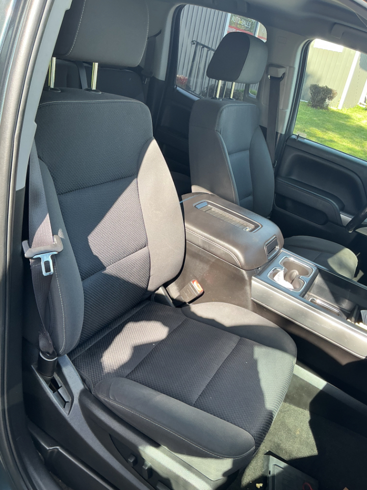 Chevrolet Silverado 1500 4WD Double Cab 143.5" LT w/1LT 2017 Chevrolet Silverado 1500 4WD Double Cab 143.5" LT w/1LT 2017