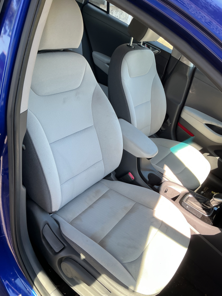 2022 Hyundai Ioniq SE photo 4