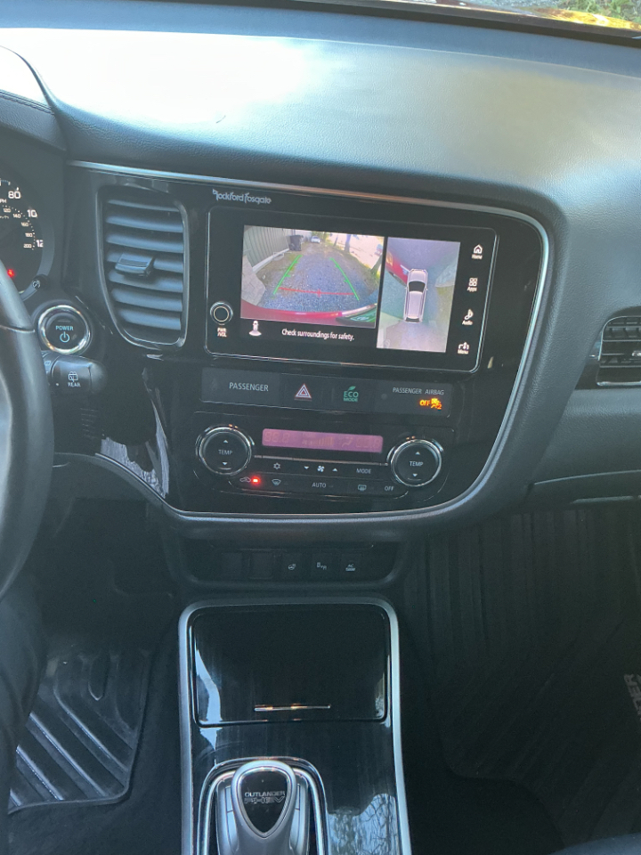 Mitsubishi Outlander PHEV SEL S-AWC 2018 Mitsubishi Outlander PHEV SEL S-AWC 2018