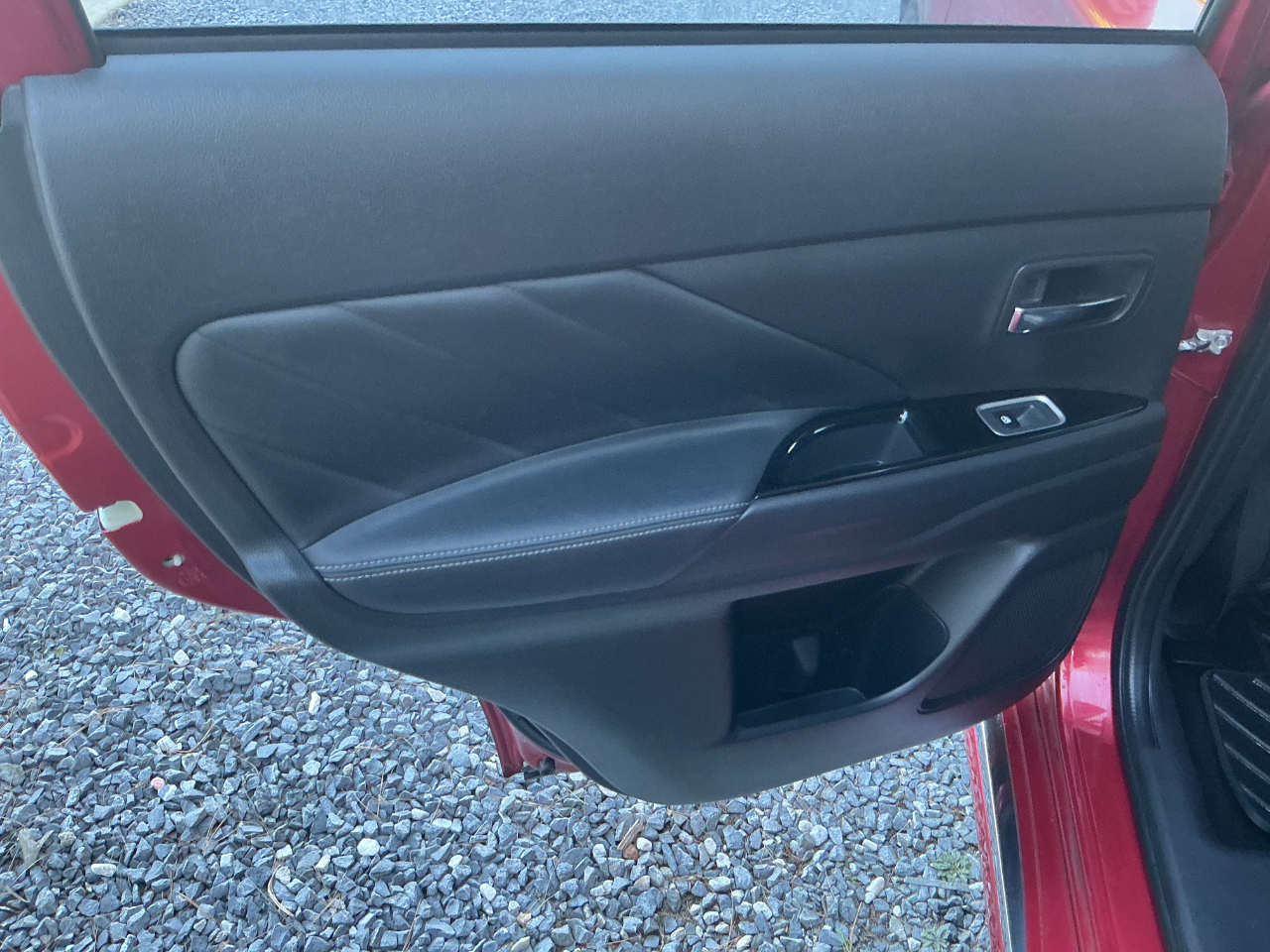 Mitsubishi Outlander PHEV SEL S-AWC 2018